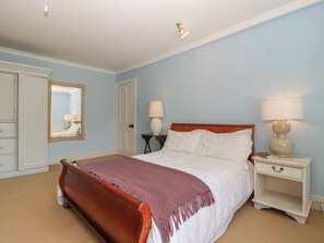 3 bedrooms, individually decorated, individually furnished, free WiFi