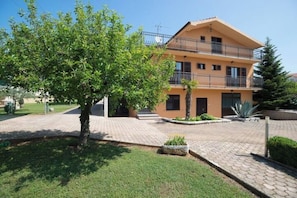 Ulkopuoli