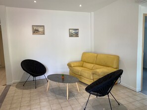 Smart-TV og stereoanlegg