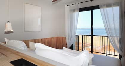 Suite Vue Mer Jacuzzi - Les Vagues Hôtel & Spa