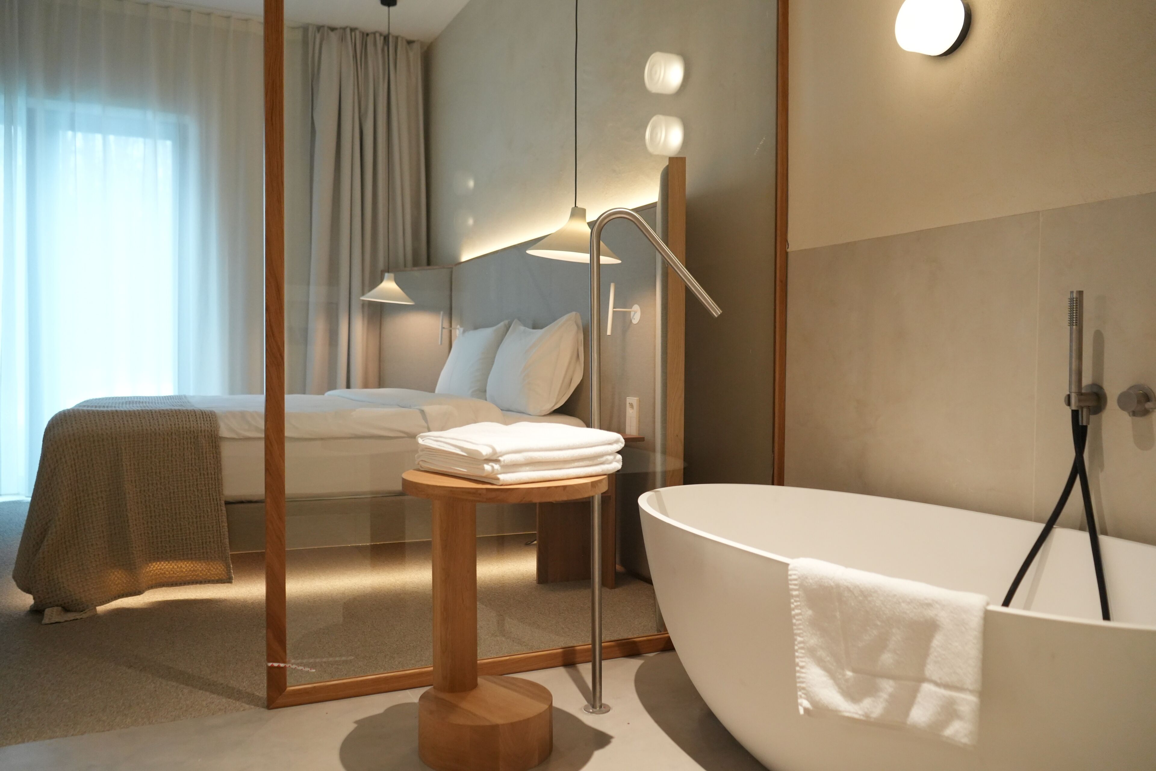 Deluxe Apartment, Balcony, Garden View | Bathroom