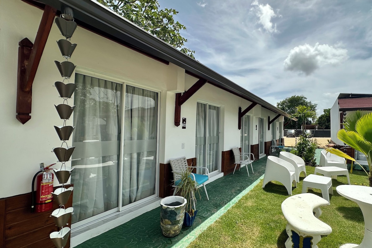 Classic Double Room | Peti besi dalam bilik, Wi-fi percuma, dihias secara berasingan 