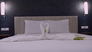 Comfort Double Room, Patio | In-room safe, free WiFi