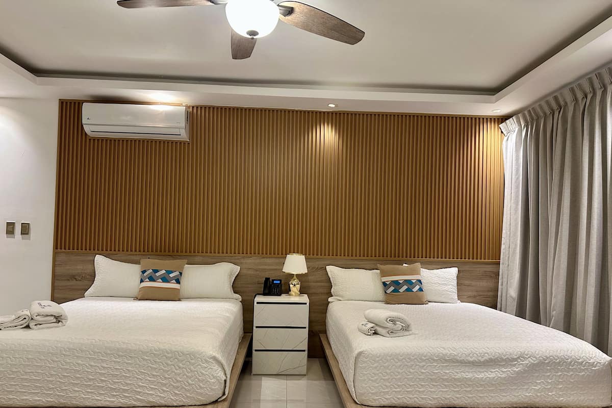 Family Cabin, Patio | Living area