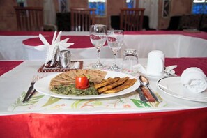 Café da manhã continental grátis todos os dias