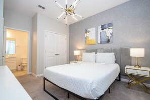 15 dormitorios, tabla de planchar con plancha, wifi gratis