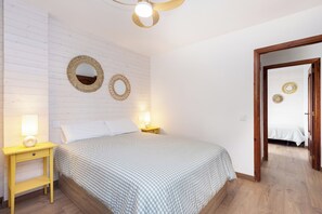 2 soverom, strykejern/-brett, wi-fi og sengetøy