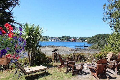 Inner Cove - private ocean room, hot tub access