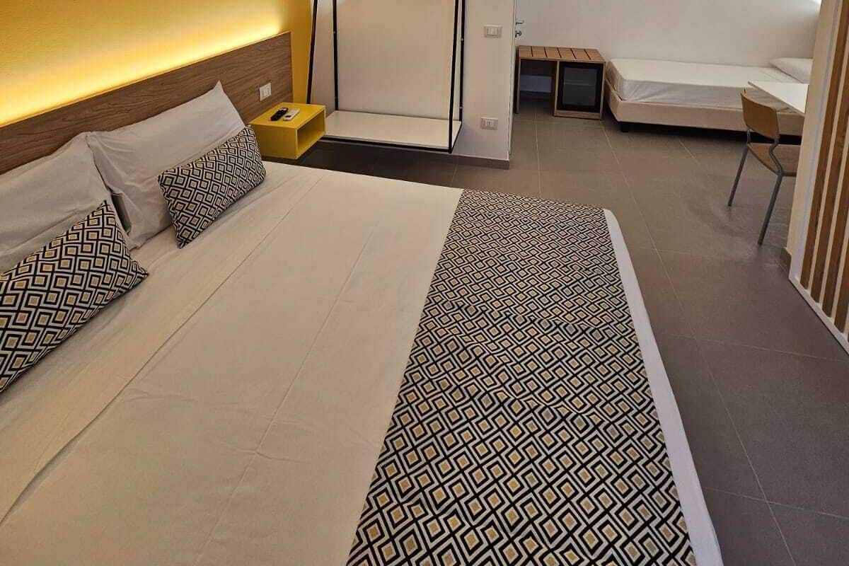 Kamar Mewah, balkon | 1 kamar tidur, meja kerja, dan ruang kerja ramah laptop