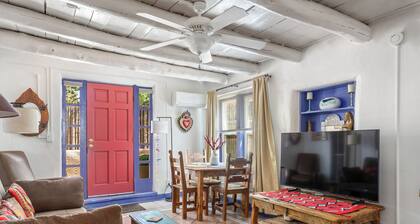 La Casita Berger - Minutes away from Plaza and Canyon Rd