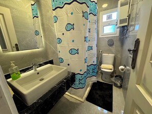 Bathroom - 349R · Spacious 1BR + Living Room | Rooftop (New Cairo City)