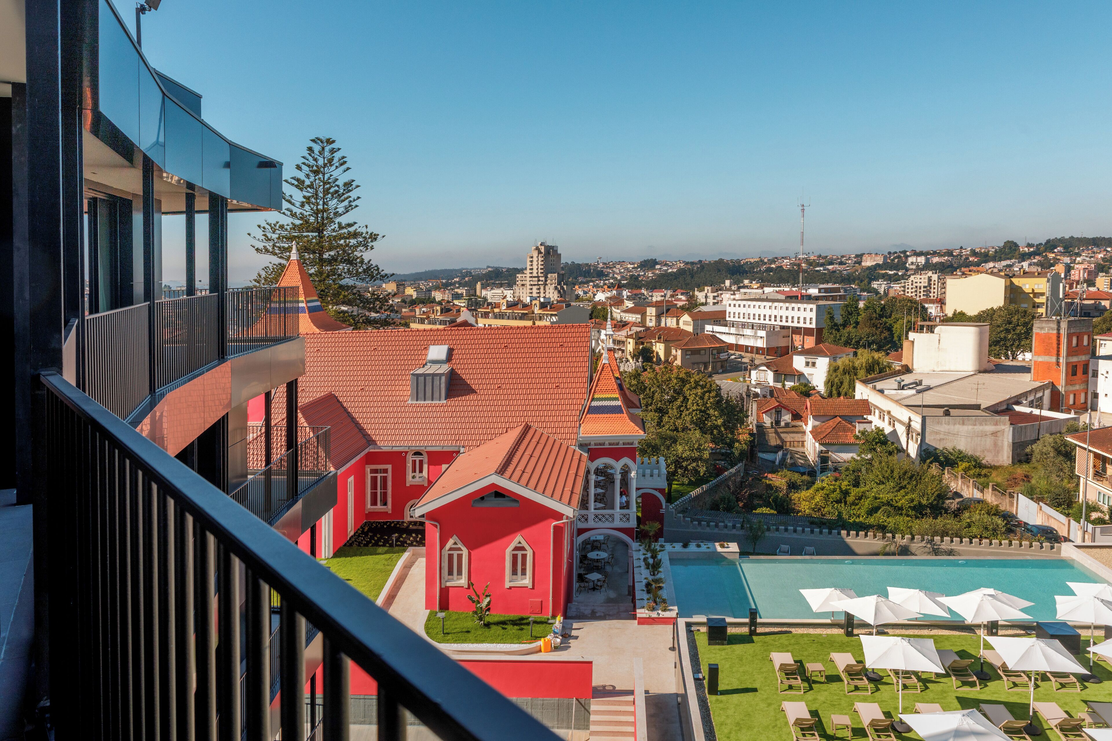 Minibar, in-room safe, desk, blackout curtains