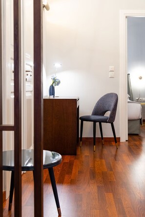 3 bedrooms, soundproofing - Asty Luxury Apartments (Athens)