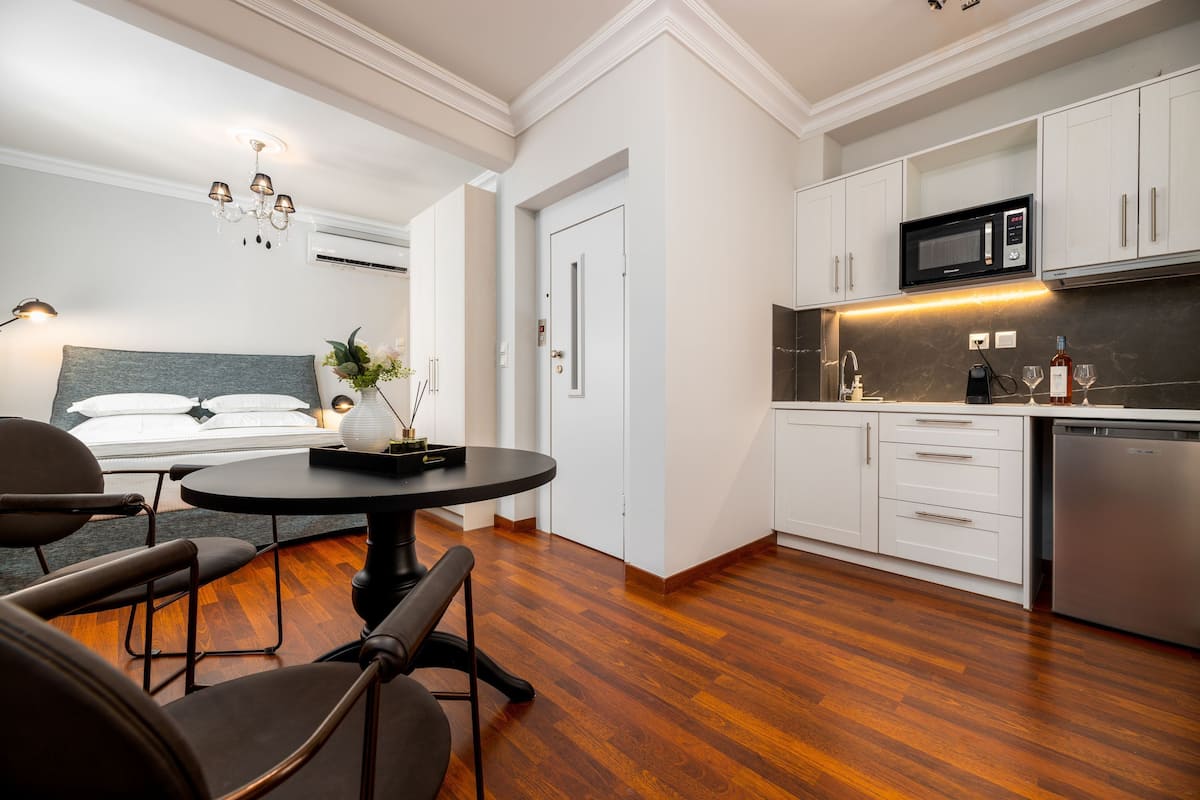 Suite | 3 bedrooms, soundproofing