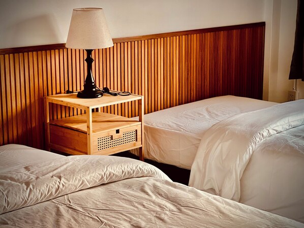 Kamar Double atau Twin Deluks, pemandangan kota | Meja kerja, ruang kerja ramah laptop, kedap suara, dan Wi-Fi gratis