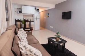 アパートメント 3 ベッドルーム 喫煙可 シティビュー | リビングルーム