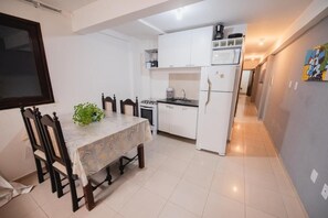 Apartment, 3 Bedrooms, Smoking, City View | Dining room - Apartamentos em Ponta Negra Natal-rn com Vista Para o mar (Natal)