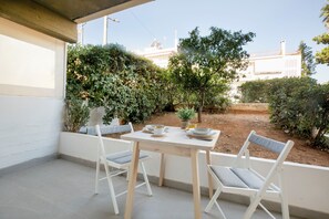 Studio, 1 Double Bed, Kitchen, City View | Balcony