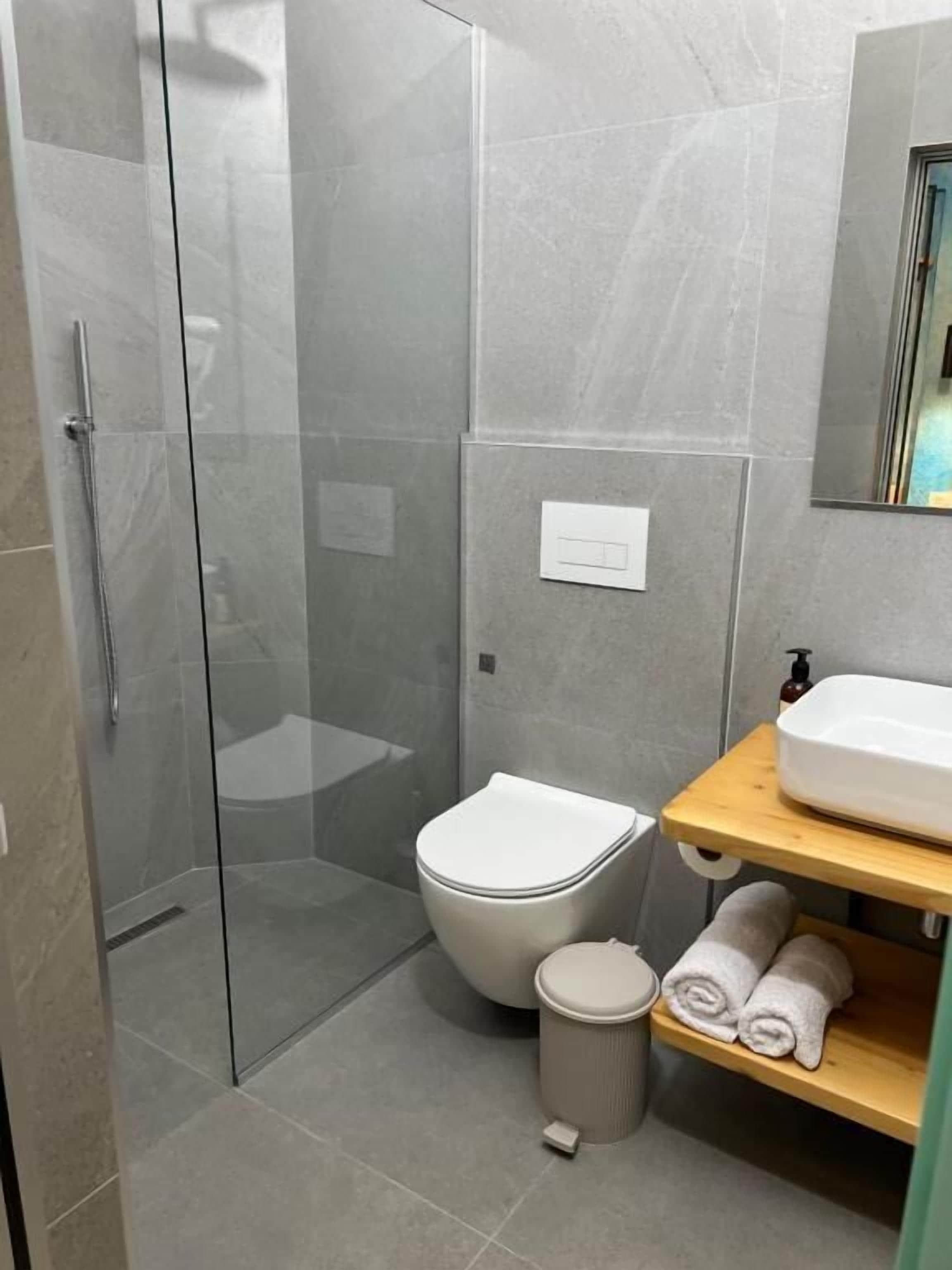 Photo - EMAR Beachfront Hotel Ksamil