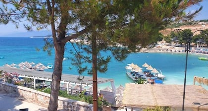 EMAR Beachfront Hotel Ksamil
