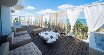 Primafila - Luxury Beach Villa & Private Jacuzzi