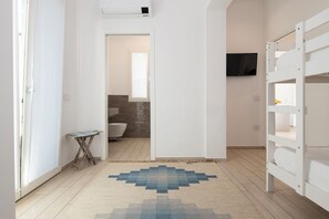 3 sovrum, strykjärn/strykbräda, gratis wi-fi och sängkläder