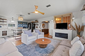 Maison, plusieurs lits (Latitude Adjustment Beach House) | Coin séjour