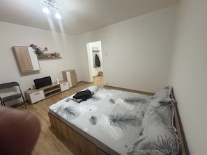 Monolocale Basic, vista giardino | Wi-Fi gratuito