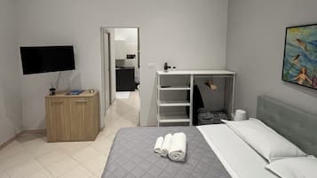 2 camere, ferro/asse da stiro, Wi-Fi gratuito, lenzuola