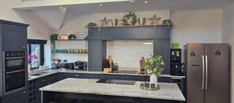 Birkdale Links Lodge - Ideal for golf stays and larger families.