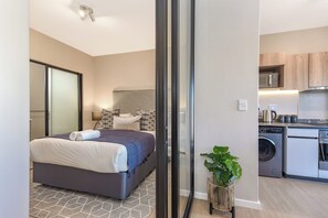 1 chambre, fer et planche à repasser, Wi-Fi, draps fournis