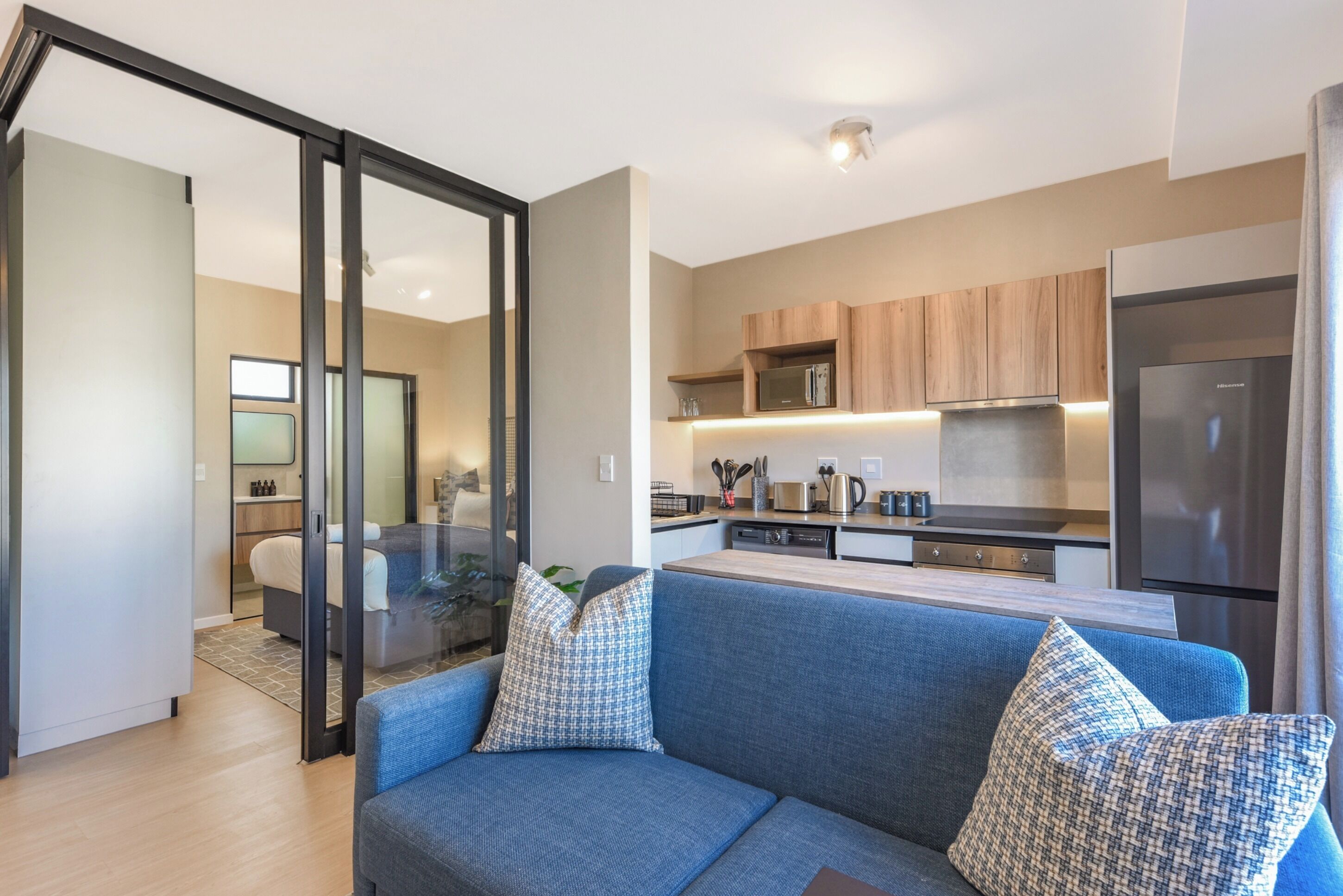 المنشأة من الداخل