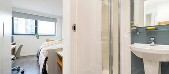 Student Only Merlin Heights