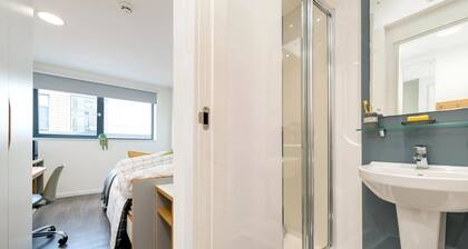 Student Only Merlin Heights