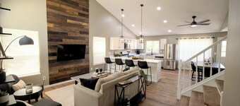 Pet Friendly Mtn Getaway Ping Pong Table King Bed