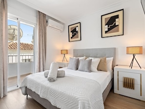 6 bedrooms, iron/ironing board, free WiFi, bed sheets
