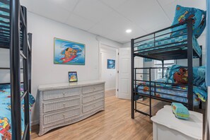 3 عدّة غرف نوم وملاءات أسرّة