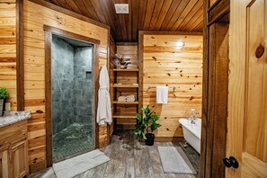 Hair dryer, towels - River Song- 1BR-Timber Creek Trails-Creekside (broken bow)