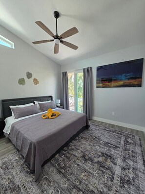 1 habitación, tabla de planchar con plancha, wifi gratis y ropa de cama 