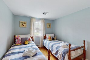 3 Schlafzimmer, Bügeleisen/Bügelbrett, Internetzugang, Bettwäsche