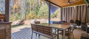 Hendersonville Getaway • Hot Tub & Fire pit