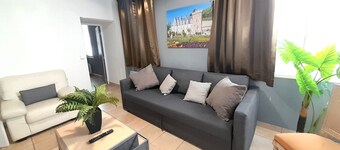 Group accommodation in the center of Azay le Rideau
