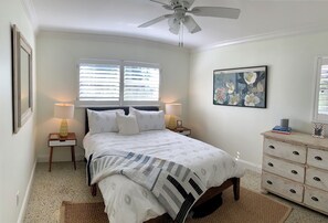 3 habitaciones, tabla de planchar con plancha, wifi y ropa de cama