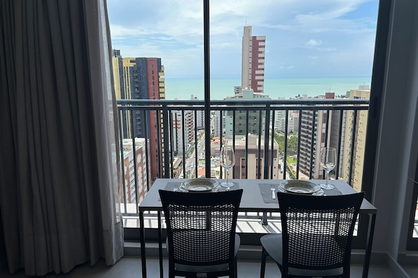 Estúdio panorâmico, 1 quarto, ar-condicionado, vista para o oceano | Roupas de cama antialérgicas, Wi-Fi de cortesia, roupa de cama