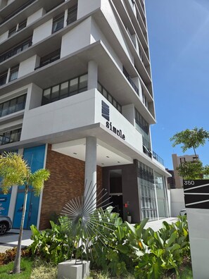 Superior Studio Suite | Exterior - Bela Hospedagem - 1701 Simple Smart, vista mar (João Pessoa)