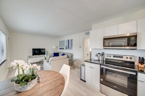 Interior - Luxury beach resort for 6 ppl with pool (Fort Lauderdale)