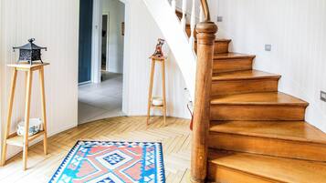 Huvila, 5 makuuhuonetta, esteetön, parveke | Sisätilat