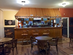Bar (på overnatningsstedet)