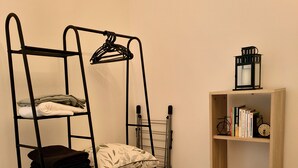 1 室のベッドルーム、WiFi、ベッドシーツ