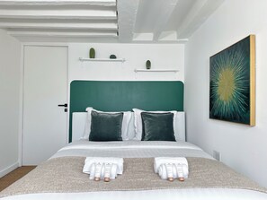 Apartment, Courtyard View | 1 bedroom, travel crib, free WiFi, bed sheets